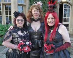 Karen, Martine & Yasmine, Photo by David